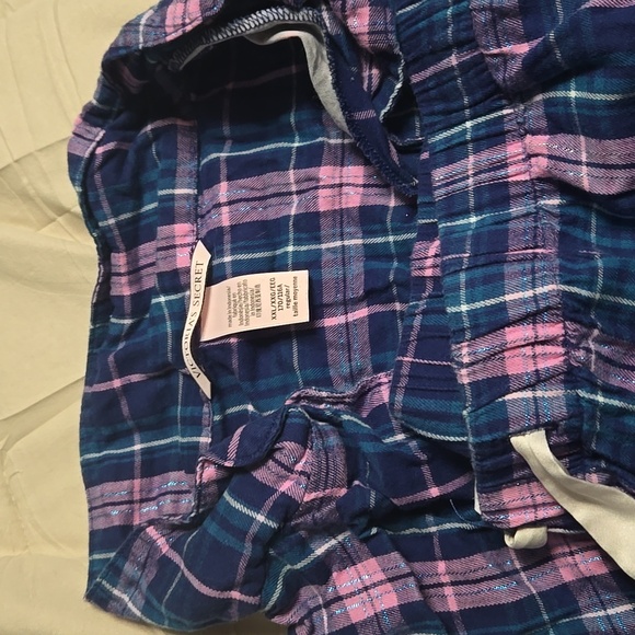 Victoria's Secret XXL pajamas comfy - Picture 2 of 2